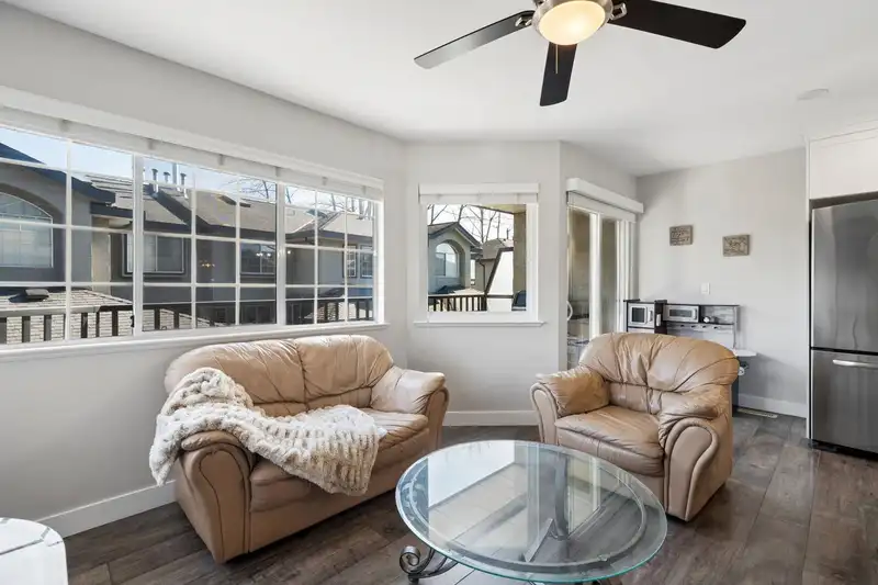 33 22488 116 AVENUE - photo 4 of 24