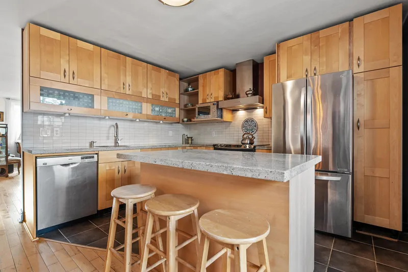 1829 1831 W 2ND AVENUE - photo 4 of 25