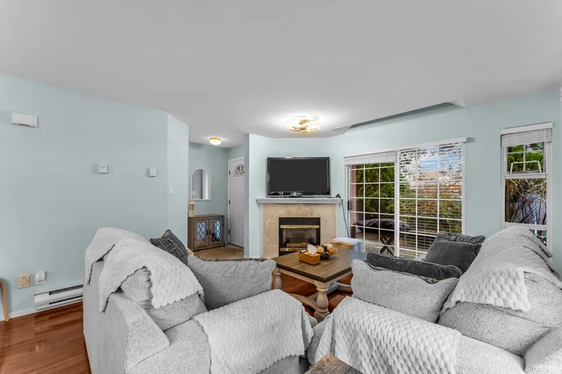 26 7433 16TH STREET - photo 4 of 25