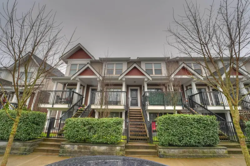 5 2796 ALLWOOD STREET - photo 2 of 25