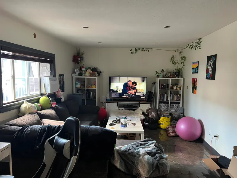 12473 114 AVENUE - photo 4 of 13