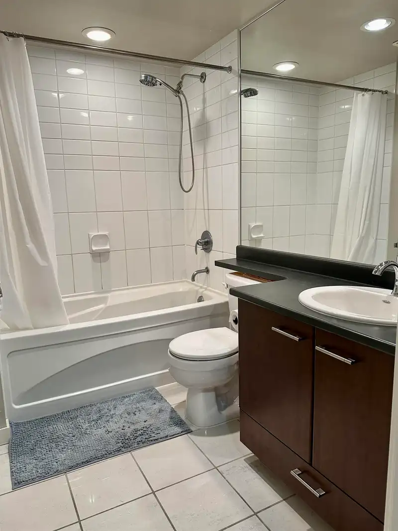 806 2979 GLEN DRIVE - photo 4 of 12