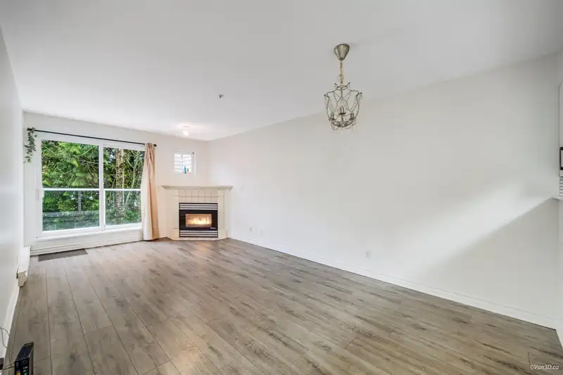 C302 9848 WHALLEY BOULEVARD - photo 3 of 18