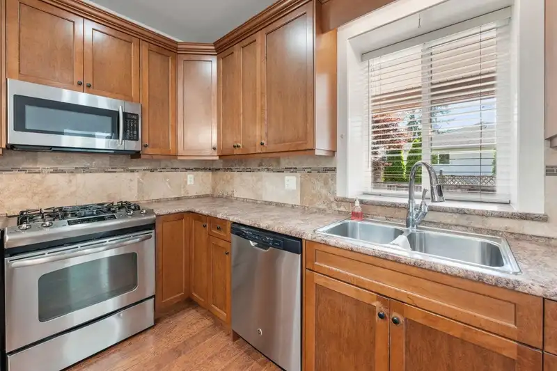 10 12123 222 STREET - photo 4 of 40