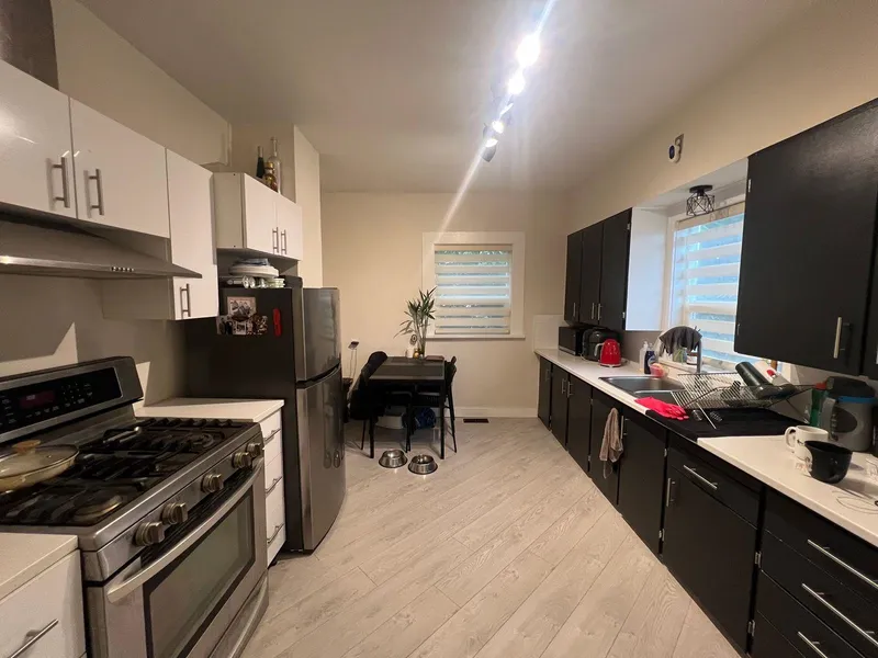 560 SPRINGER AVENUE - photo 3 of 18