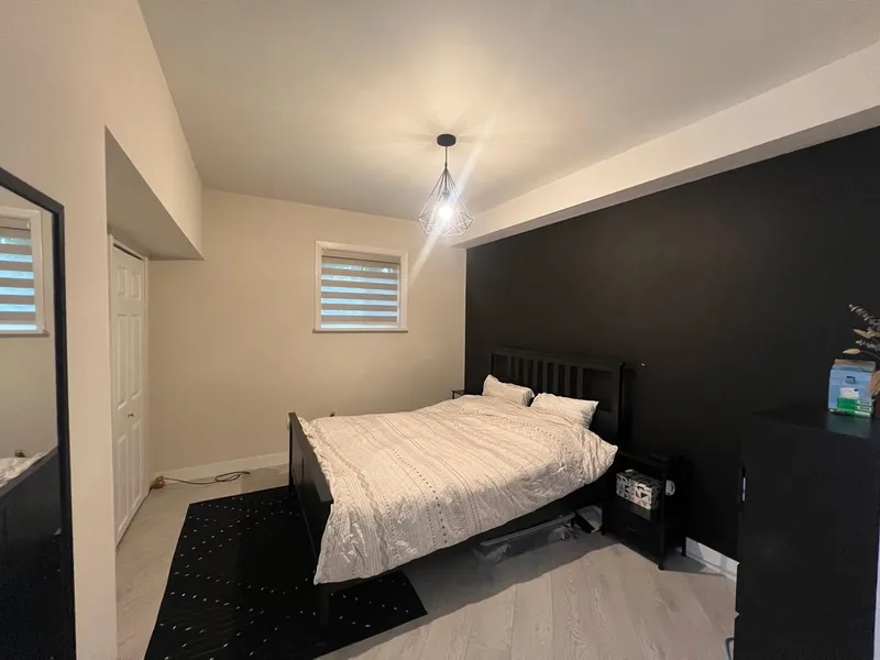 560 SPRINGER AVENUE - photo 4 of 18