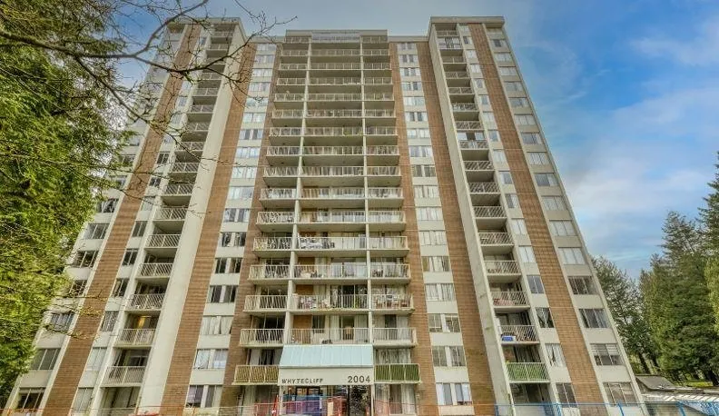 1108 2004 FULLERTON AVENUE - photo 1 of 25