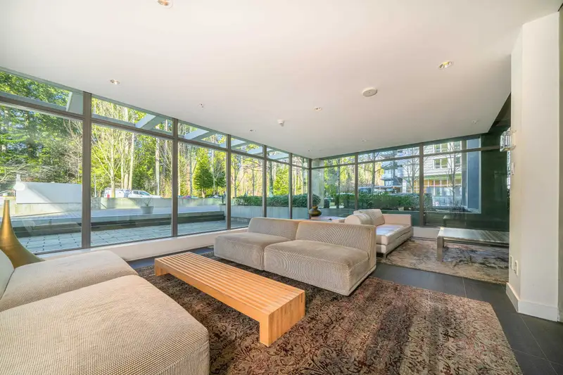 203 5782 BERTON AVENUE - photo 3 of 25