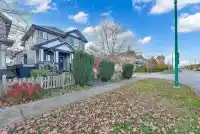 6843 192ND STREET - thumbnail 2
