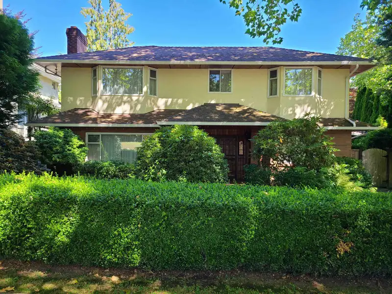 2209 W 36TH AVENUE - photo 1 of 15