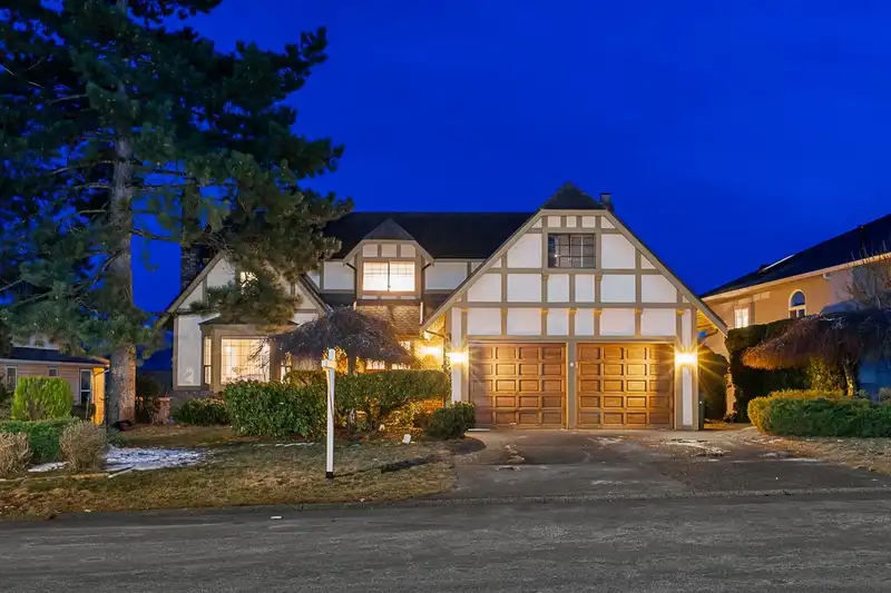 35858 EAGLECREST DRIVE - photo 1 of 40