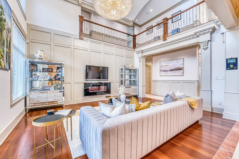 8511 SUNNYWOOD DRIVE - photo 3 of 15