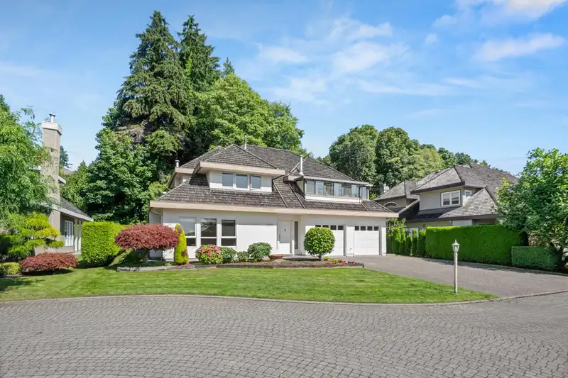 8545 CAPTAINS COVE - photo 1 of 29