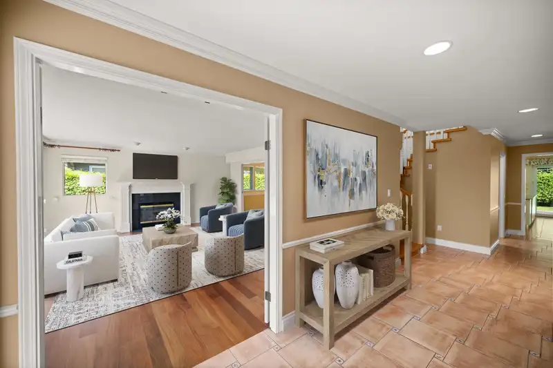 8545 CAPTAINS COVE - photo 2 of 29