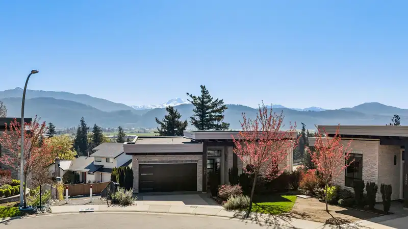 35990 TIMBERLANE DRIVE - photo 1 of 40