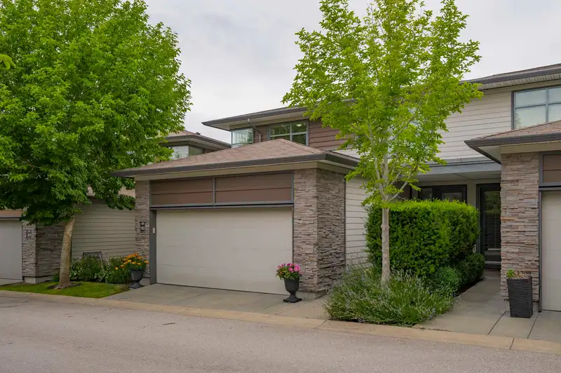 90 2603 162 STREET - photo 2 of 40