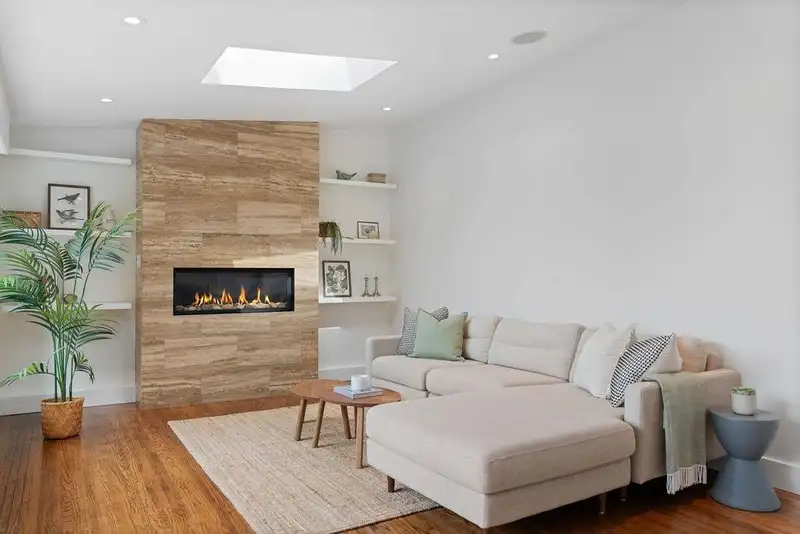 727 CRYSTAL COURT - photo 2 of 33