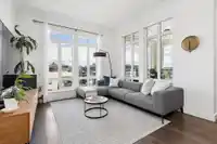 607 168 E 35TH AVENUE - thumbnail 2