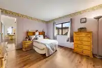 18 2120 KING GEORGE BOULEVARD - thumbnail 20