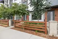 24 7177 194A STREET - thumbnail 3