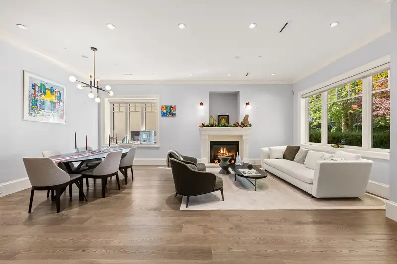 2756 W 38TH AVENUE - photo 3 of 32