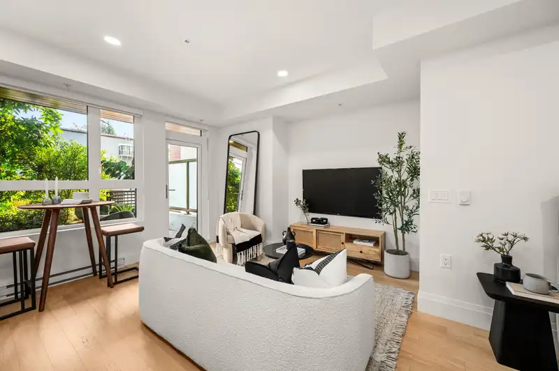 106 2550 GARDEN DRIVE - photo 1 of 17