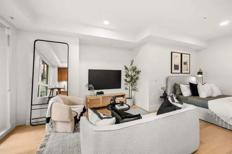 106 2550 GARDEN DRIVE - photo 4 of 17