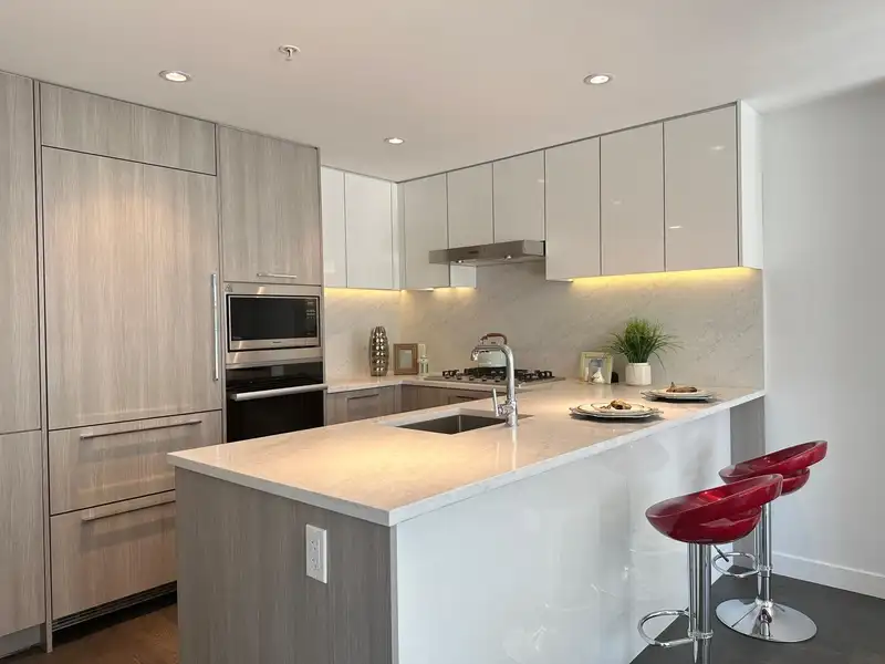 608 3280 CORVETTE WAY - photo 2 of 7