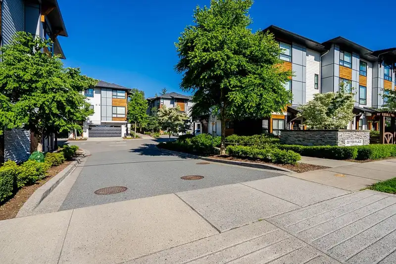 68 8508 204 STREET - photo 1 of 40