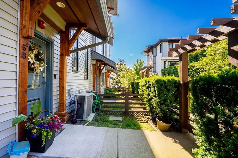 68 8508 204 STREET - photo 4 of 40
