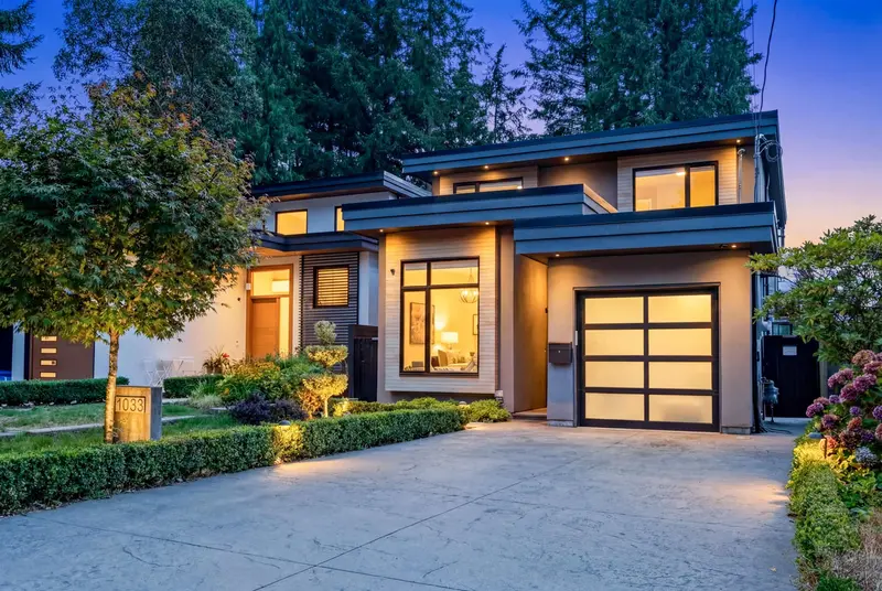 1033 PROSPECT AVENUE - photo 1 of 25