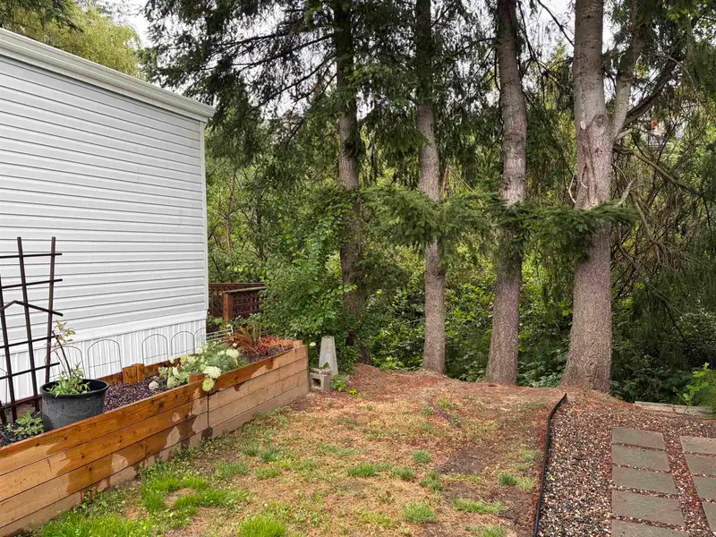 57 3300 HORN STREET - photo 2 of 6