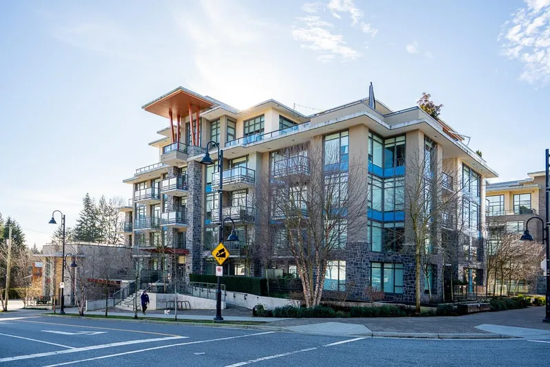 PH501 1295 CONIFER STREET - photo 3 of 25