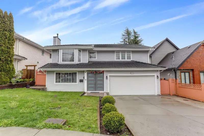 8502 148 STREET - photo 1 of 24