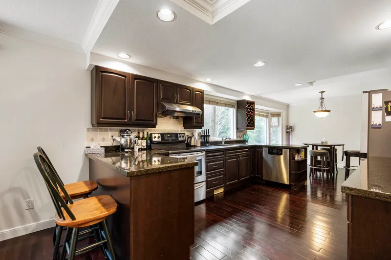 1612 PLATEAU CRESCENT - photo 4 of 25