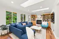 2360 MACKAY AVENUE - thumbnail 6