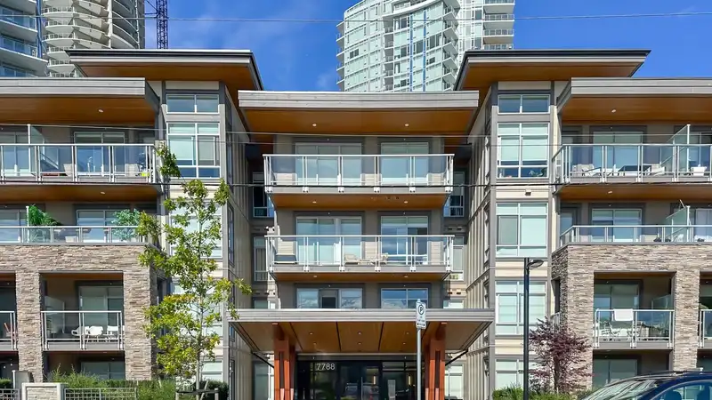 401 7788 18TH STREET - photo 1 of 19