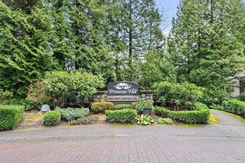 8886 LARKFIELD DRIVE - photo 1 of 38