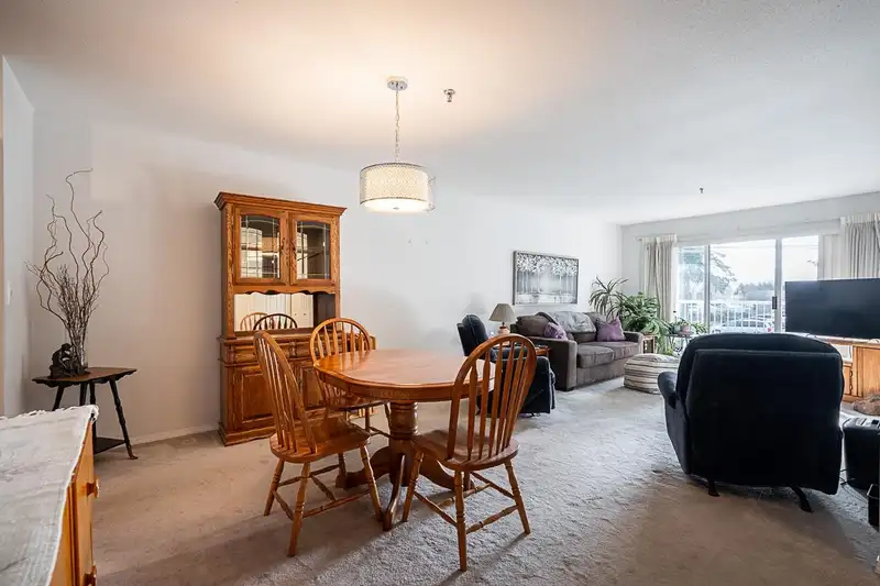 219 33535 KING ROAD - photo 2 of 40