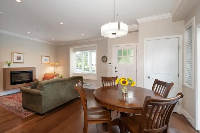 1550 COTTON DRIVE - photo 4 of 39