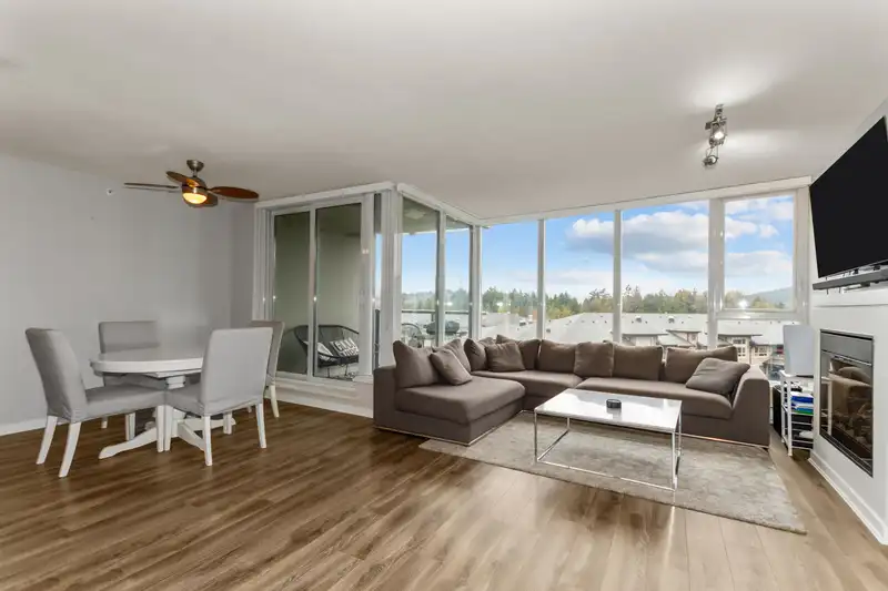 703 651 NOOTKA WAY - photo 1 of 34