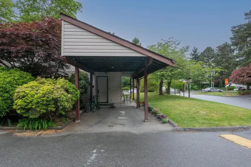 60 13990 74 AVENUE - photo 1 of 32