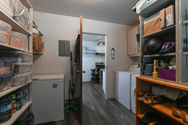60 13990 74 AVENUE - photo 3 of 32