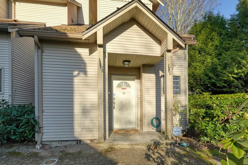 53 98 BEGIN STREET - photo 1 of 25