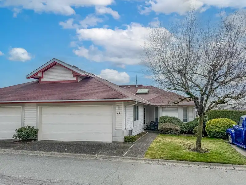 87 31406 UPPER MACLURE ROAD - photo 1 of 31