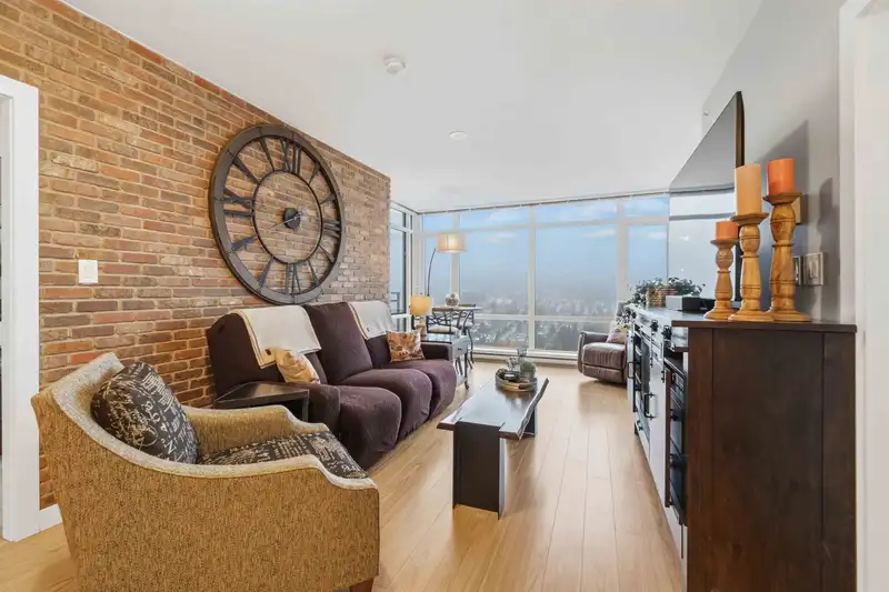 3901 2955 ATLANTIC AVENUE - photo 1 of 40