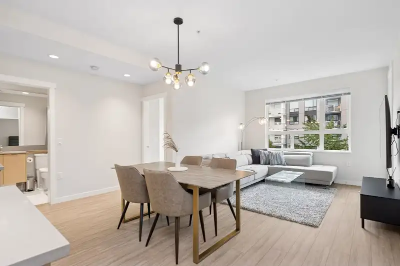 326 9213 ODLIN ROAD - photo 1 of 40