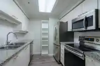 802 388 DRAKE STREET - thumbnail 13