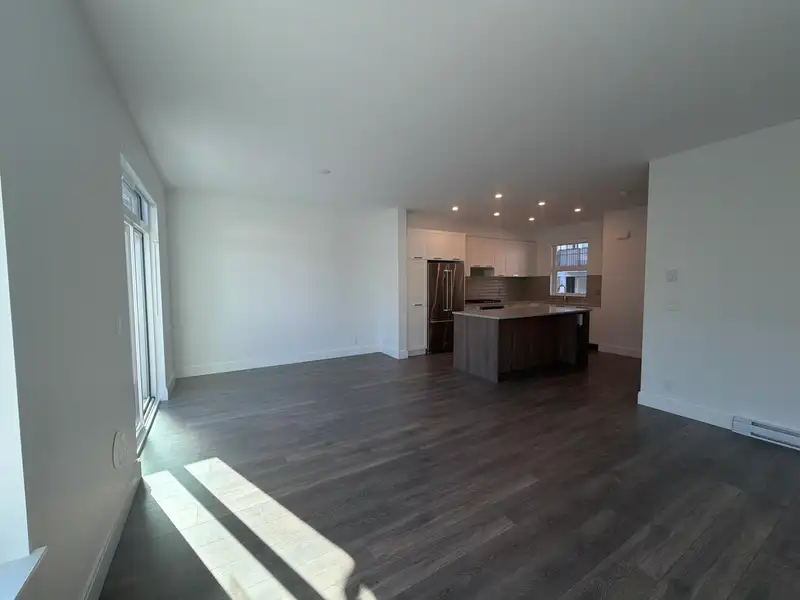 146 1310 MITCHELL STREET - photo 2 of 36