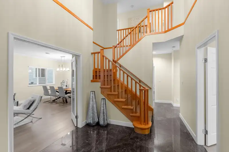 2111 SW MARINE DRIVE - photo 2 of 40